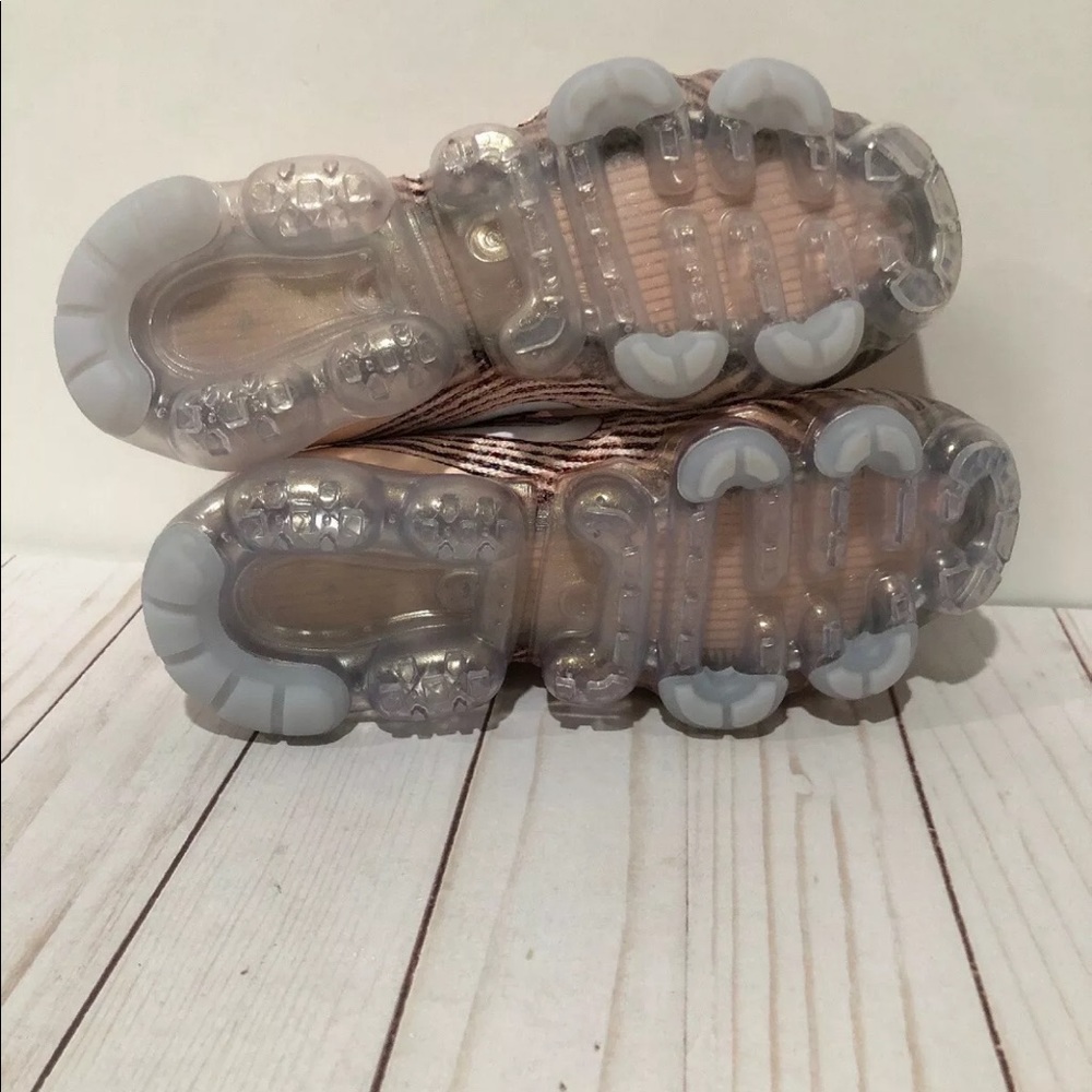 Nike Women's Air Vapormax Flyknit 3 Sunset Tint - Picture 6 of 8